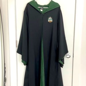 Warner Bros. Genuine Universal Studios Adult M Harry Potter Slytherin Robe 🐍